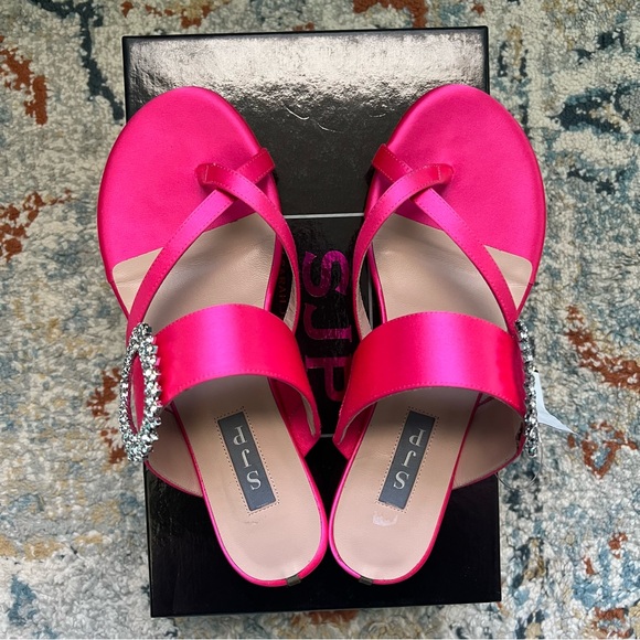 🔖SJP By Sarah Jessica Parker Jinx Embellished Toe Ring Sandals Pink Candy Stain - Picture 6 of 9